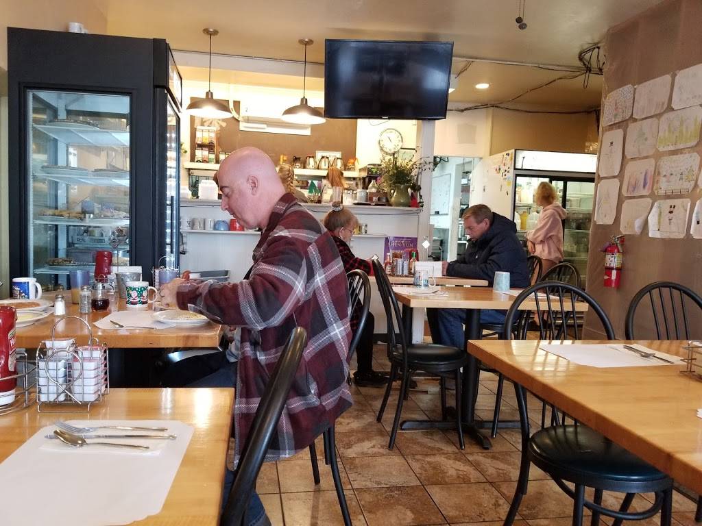 Kountry Kitchen | restaurant | 826 Main St, Ramona, CA 92065, USA | 7607893200 OR +1 760-789-3200