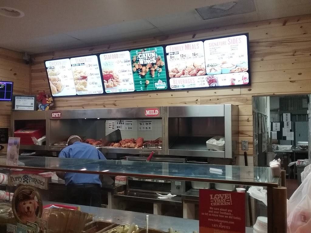 Popeyes Louisiana Kitchen | restaurant | 10125 State Line Rd, Kansas City, MO 64114, USA | 8169425757 OR +1 816-942-5757