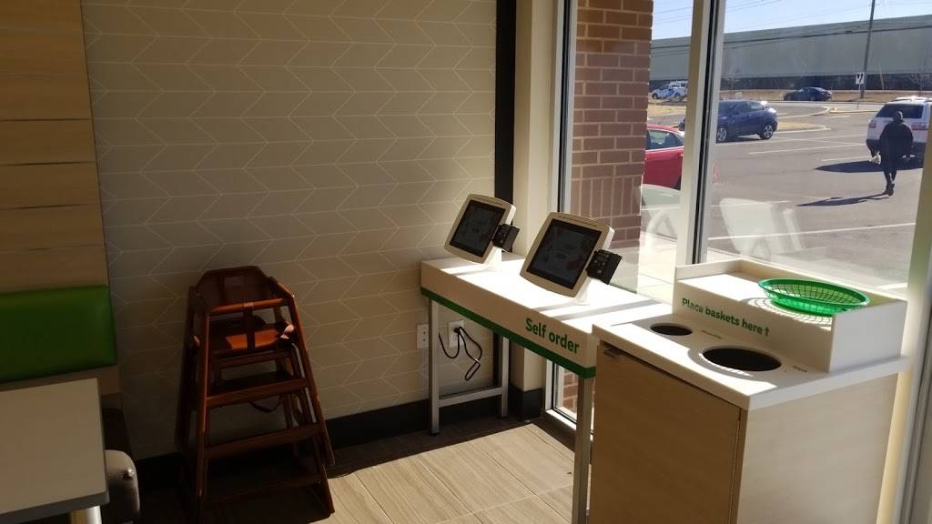 Subway Restaurants | restaurant | 5151 Pelham Rd Suite 100, Greenville, SC 29615, USA | 8649200196 OR +1 864-920-0196