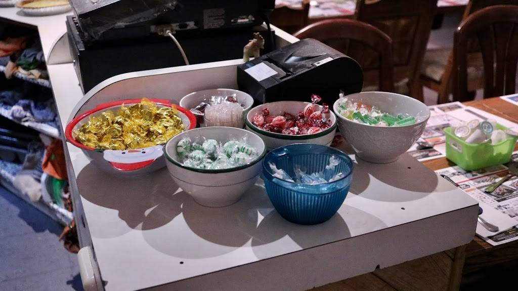 Restaurant Chez-Mado | restaurant | 1454 Bd Jutras O, Victoriaville, QC G6P 6R8, Canada | 8197585999 OR +1 819-758-5999