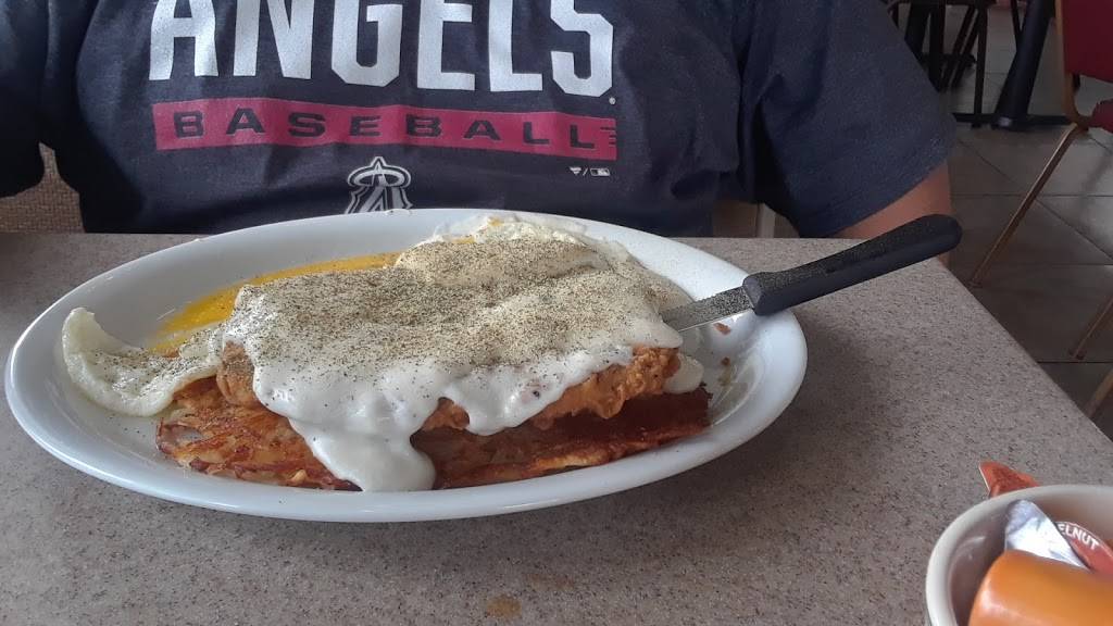 Yum Yum Restaurant | restaurant | 1303, 541 N D St, San Bernardino, CA 92401, USA | 9098850150 OR +1 909-885-0150