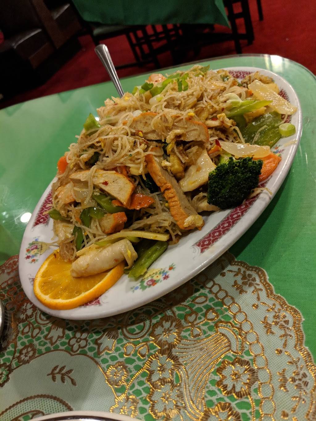 New Moon Restaurant | restaurant | 16840 21 Mile Rd, Macomb, MI 48044, USA | 5862860078 OR +1 586-286-0078