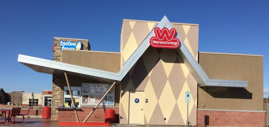 Wienerschnitzel | restaurant | 21405 S Ellsworth Rd, Queen Creek, AZ 85142, USA | 4802845155 OR +1 480-284-5155