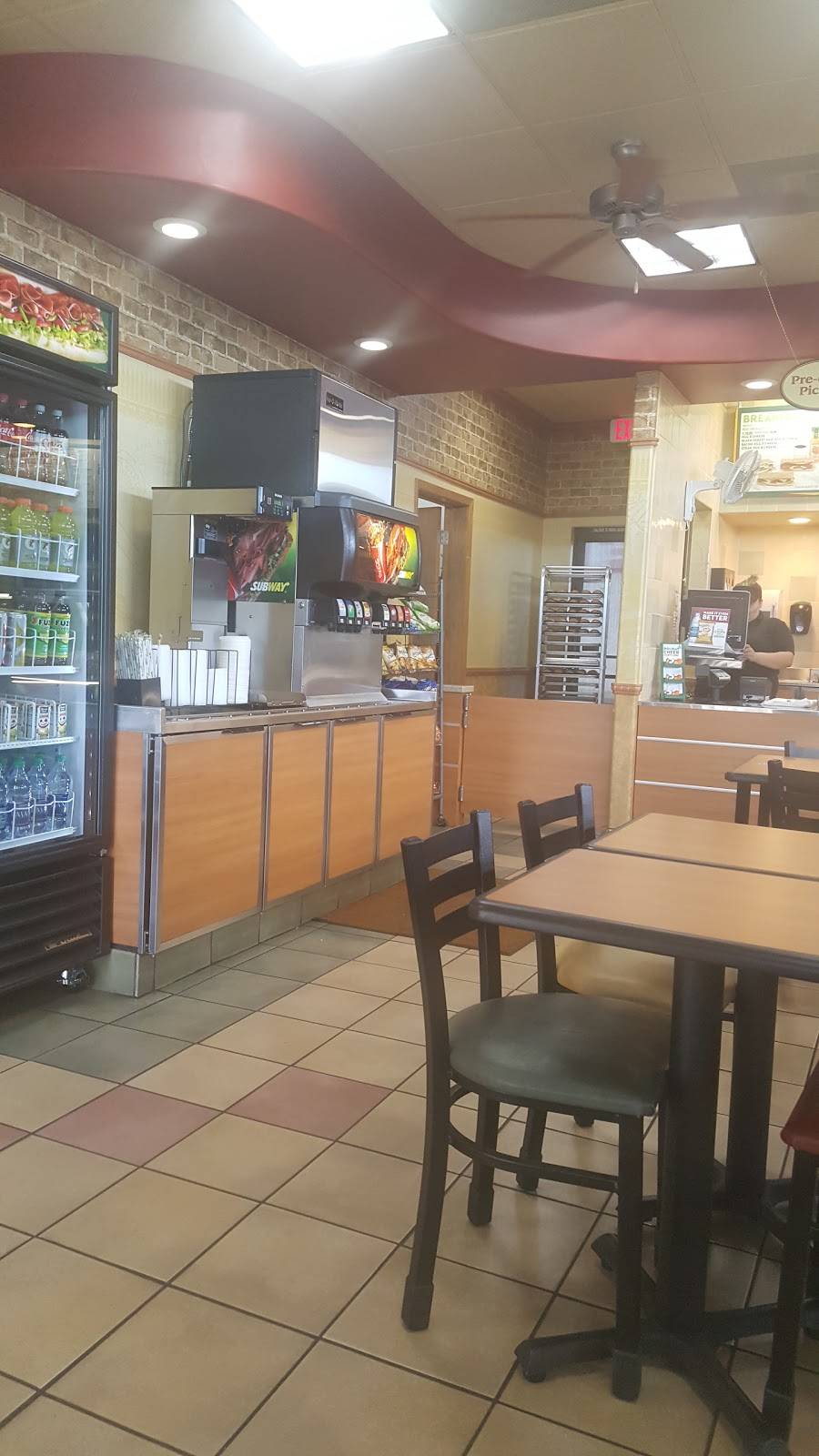 Subway | restaurant | 1405 Howard Rd, Madera, CA 93637, USA | 5596759297 OR +1 559-675-9297