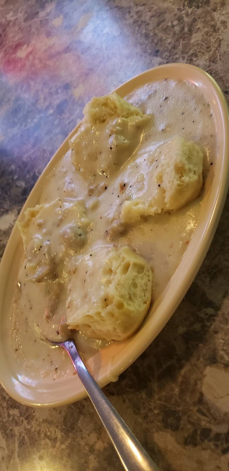 Big Os | restaurant | 2001 Hildebrand St, Madison, IL 62060, USA | 6185937629 OR +1 618-593-7629