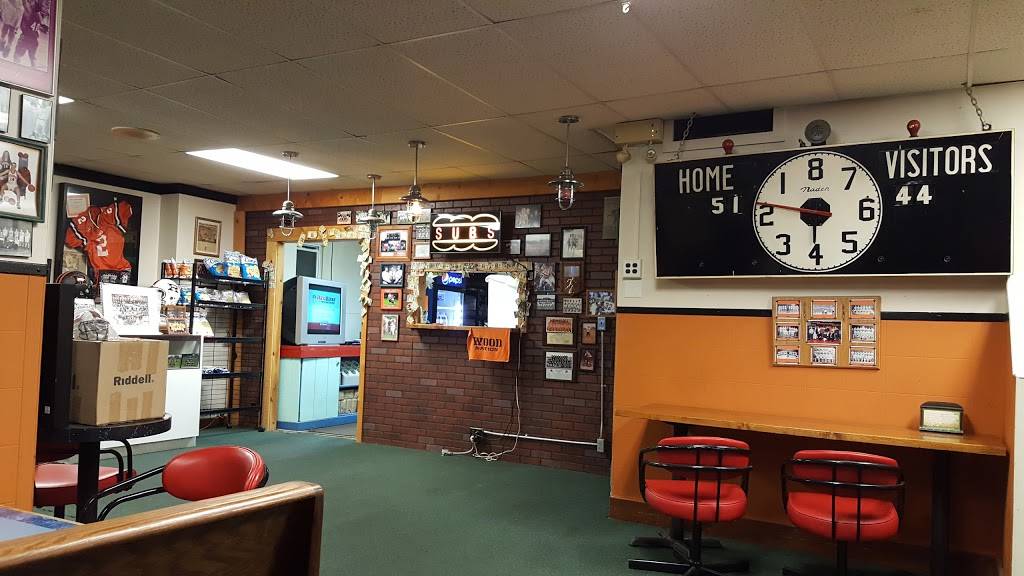 Amicis Pizza | restaurant | 222 Kirk St, West Lafayette, OH 43845, USA | 7405451923 OR +1 740-545-1923