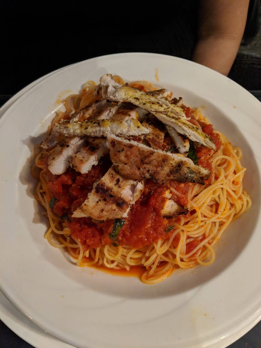 La Gondola Italian Restaurant | restaurant | 1211 E Debbie Ln, Mansfield, TX 76063, USA | 6825181235 OR +1 682-518-1235