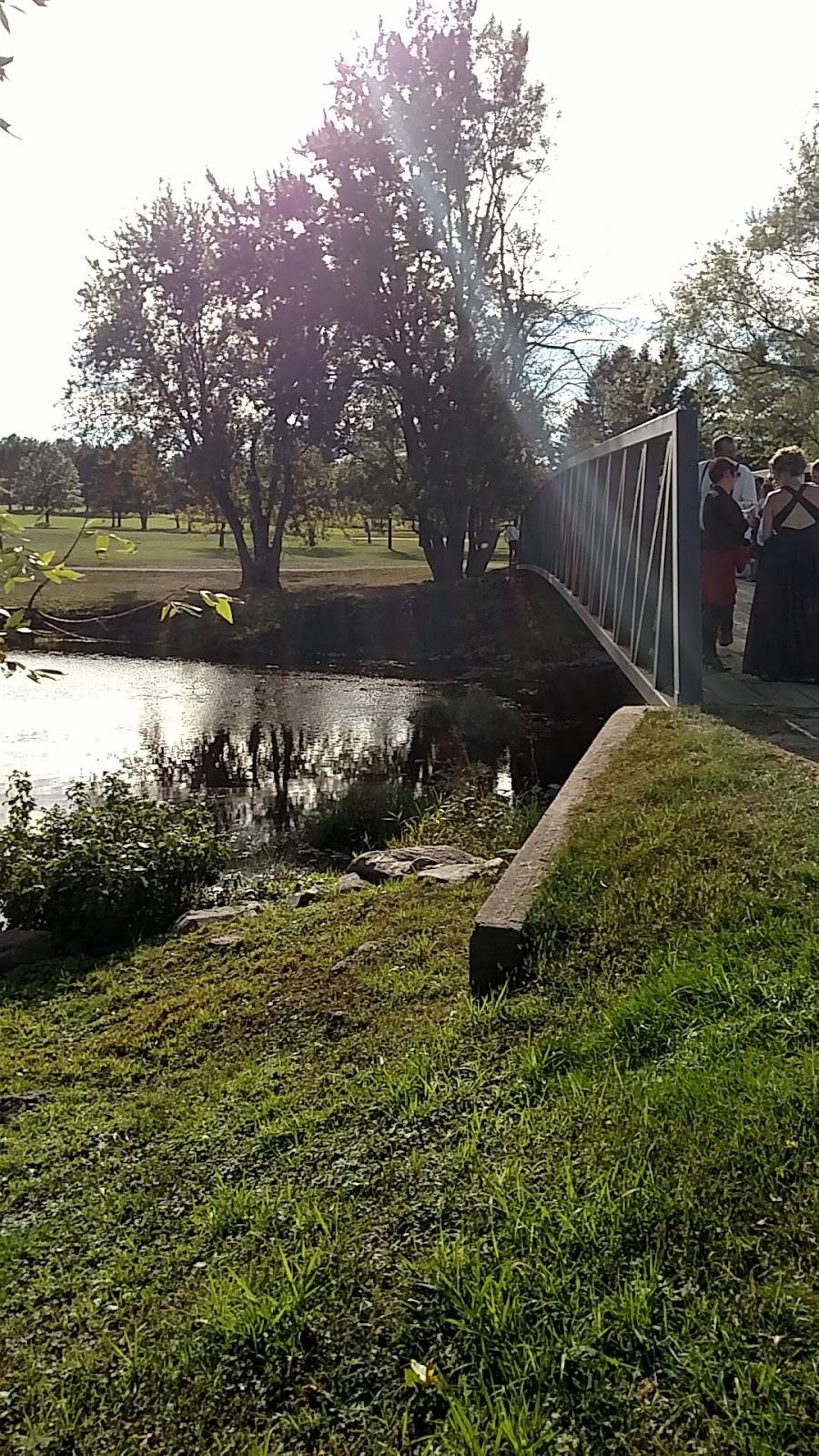 RiverEdge Golf Course & Banquet Facility | restaurant | 10191 Mill Creek Dr, Marshfield, WI 54449, USA | 7156763900 OR +1 715-676-3900