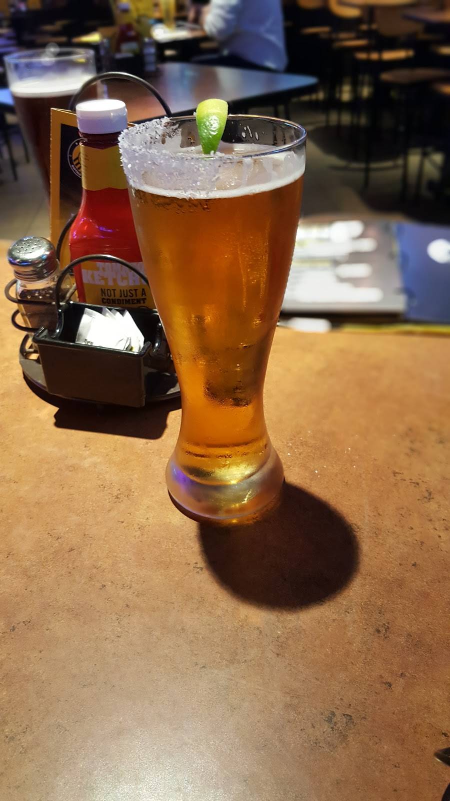 Buffalo Wild Wings | meal takeaway | 5000 Belt Line Rd #100, Dallas, TX 75254, USA | 9727019464 OR +1 972-701-9464