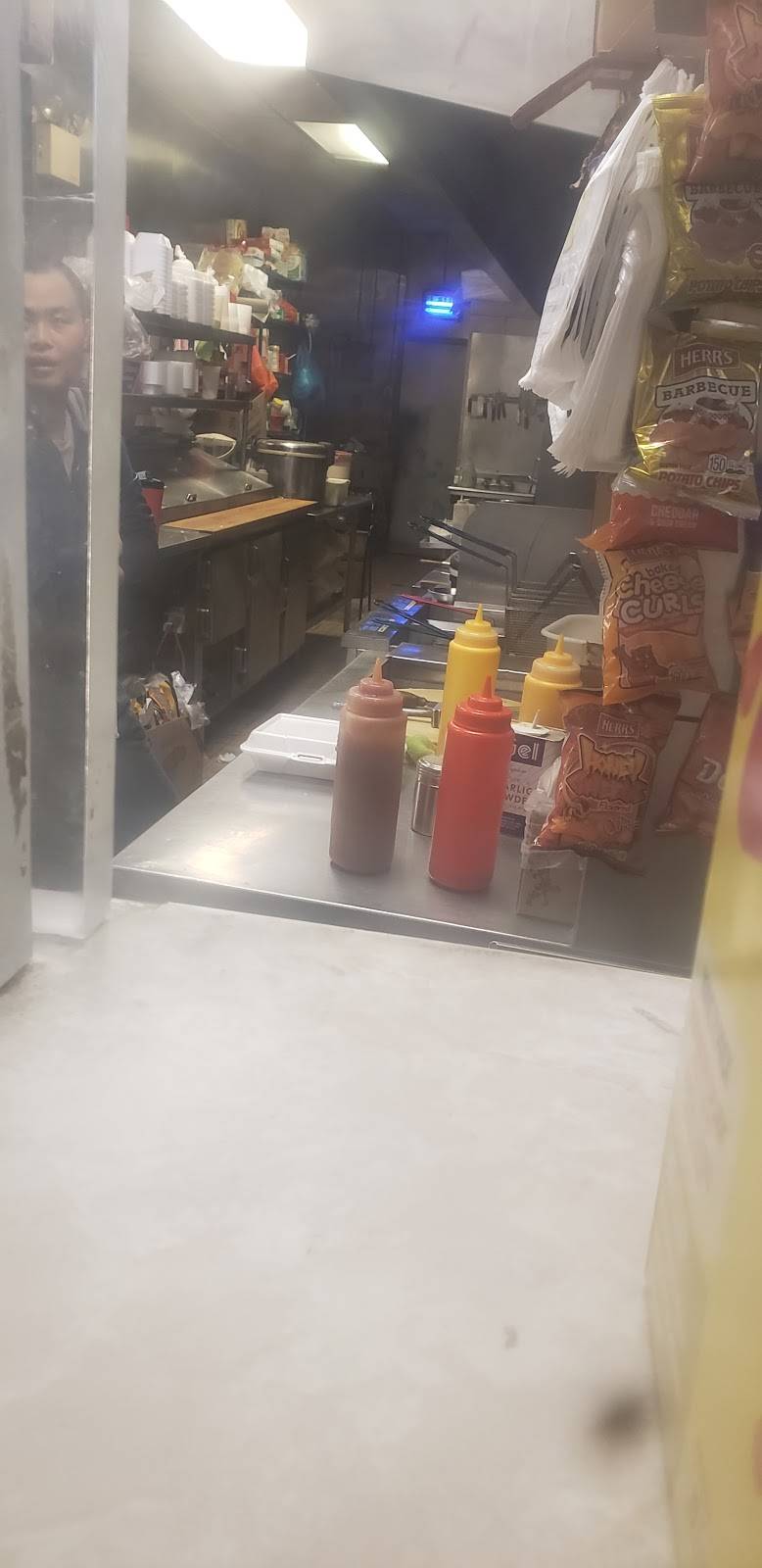 Main Garden Chinese & American Food Restaurant (not Delivery) | restaurant | 5150 N 5th St, Philadelphia, PA 19120, USA | 2153291699 OR +1 215-329-1699