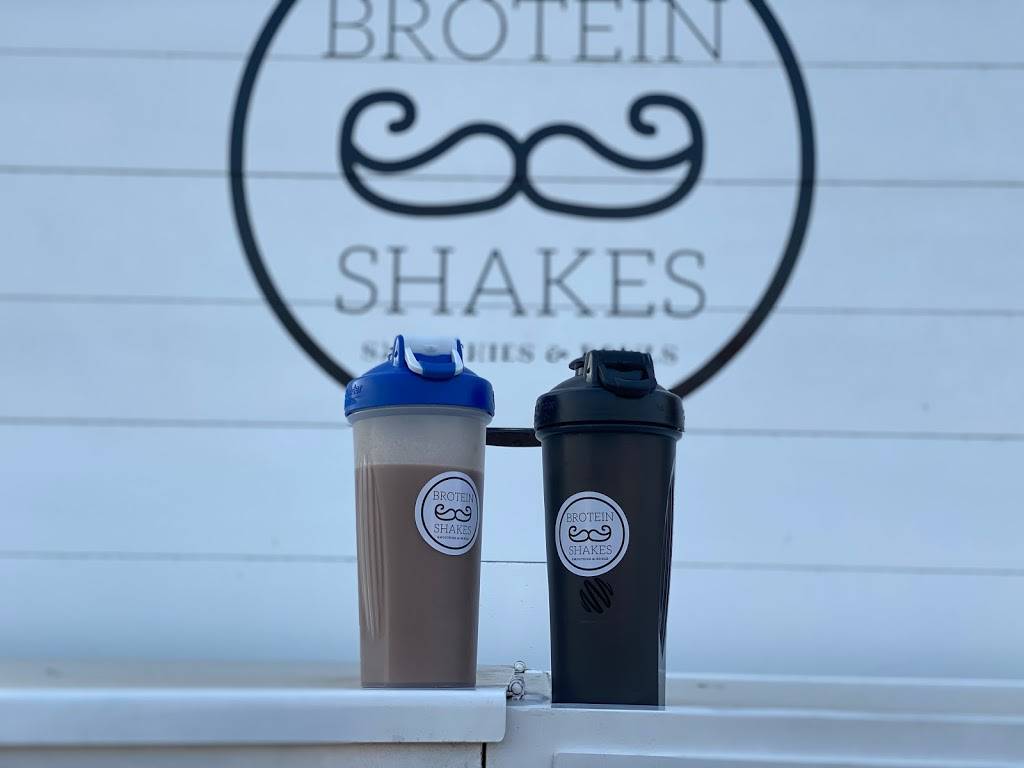 Brotein Shakes | restaurant | 586 S Lake View Dr, Orem, UT 84058, USA | 6026954179 OR +1 602-695-4179