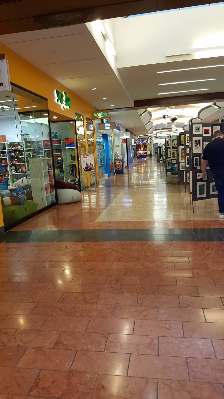 Westfield Annapolis | shopping mall | 2002 Annapolis Mall, Annapolis, MD 21401, USA | 4102665432 OR +1 410-266-5432