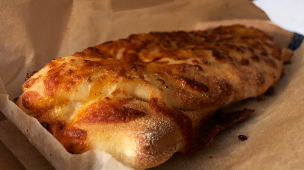 Dominos Pizza | meal takeaway | 235 SE Yew Ln, Bend, OR 97702, USA | 5413884681 OR +1 541-388-4681