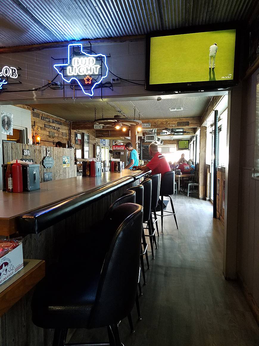 Dieter Brothers Restaurant | restaurant | 401 US-82, Lindsay, TX 76250, USA | 9406655253 OR +1 940-665-5253
