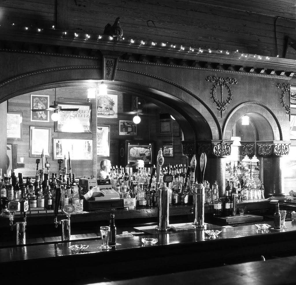 Carrollton Station Bar | restaurant | 8140 Willow St, New Orleans, LA 70118, USA | 5048659190 OR +1 504-865-9190