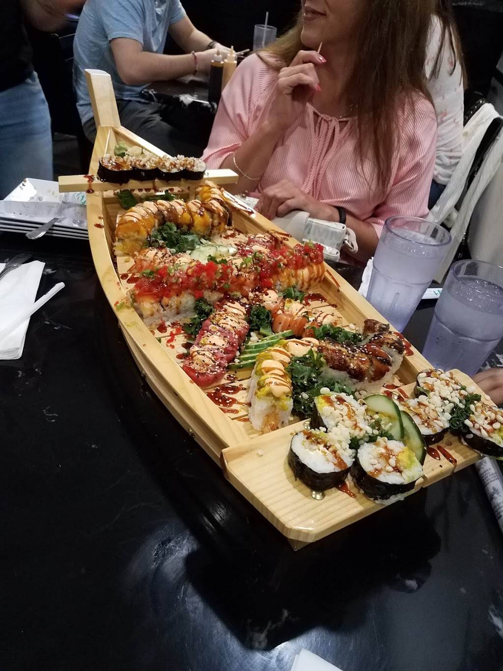 Sushi2mee | restaurant | 11865 SW 26th St c26, Miami, FL 33175, USA | 7867032390 OR +1 786-703-2390