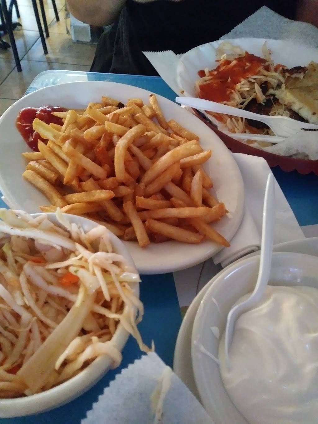 Usuluteco | restaurant | 4017 5th Ave, Brooklyn, NY 11232, USA | 7184368025 OR +1 718-436-8025