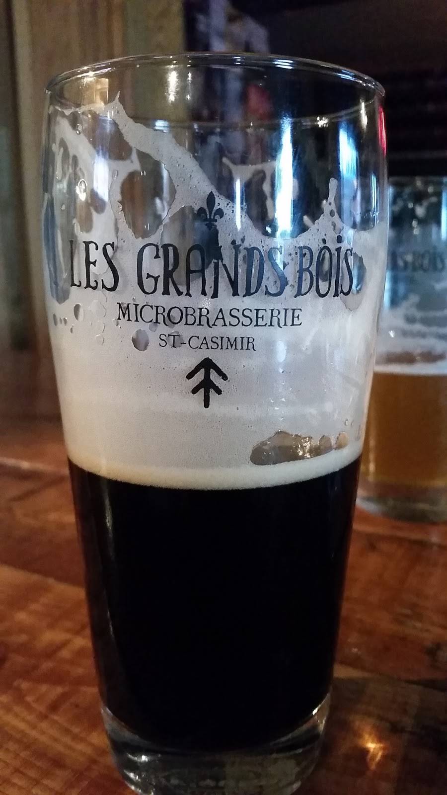 La Taverne | restaurant | 365 Rue Tessier E, Saint-Casimir, QC G0A 3L0, Canada | 4183392422 OR +1 418-339-2422