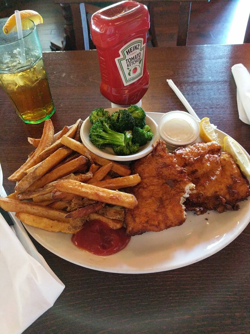 Irish Pub & Sports Grill | restaurant | 1720 W Broadway Ave, Maryville, TN 37803, USA | 8657241300 OR +1 865-724-1300