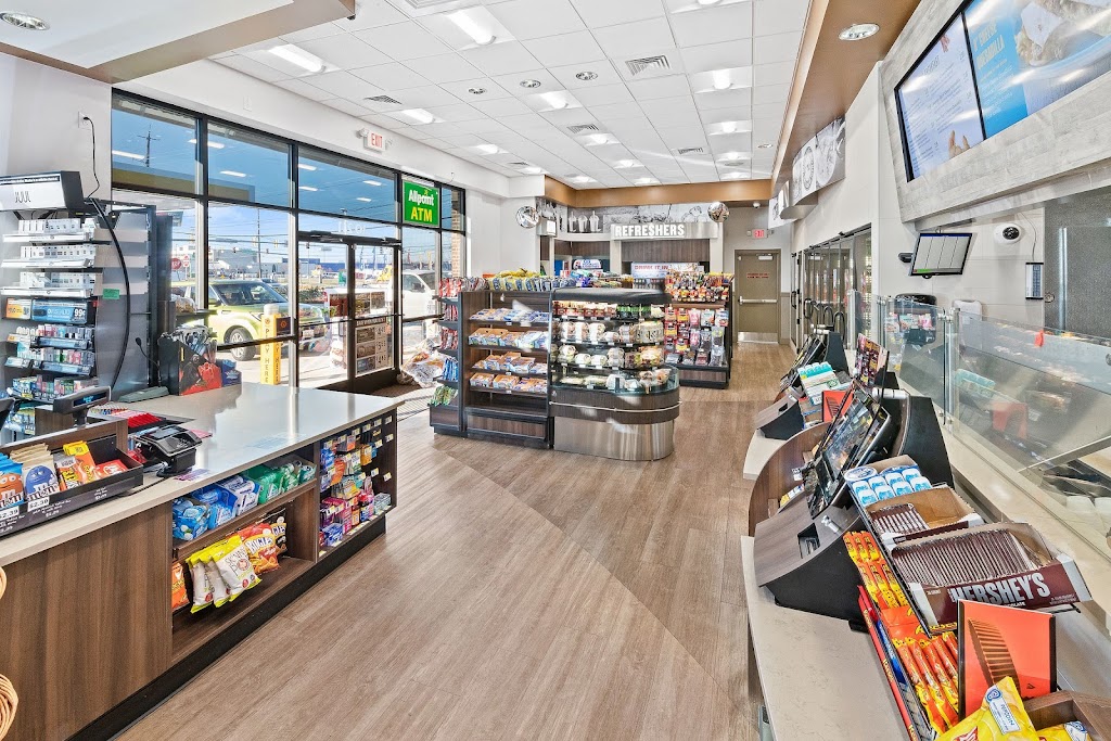 Dash In | restaurant | 10211 Baltimore Ave, College Park, MD 20740, USA | 2403916416 OR +1 240-391-6416