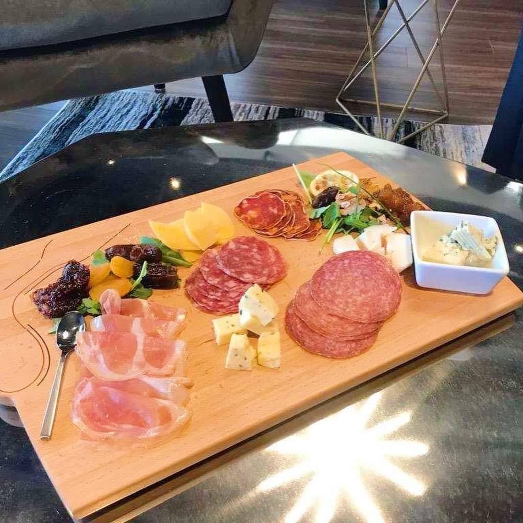 Platinum Wine Lounge | night club | 9050 Fairway Dr Suite 105, Roseville, CA 95678, USA | 9167809463 OR +1 916-780-9463