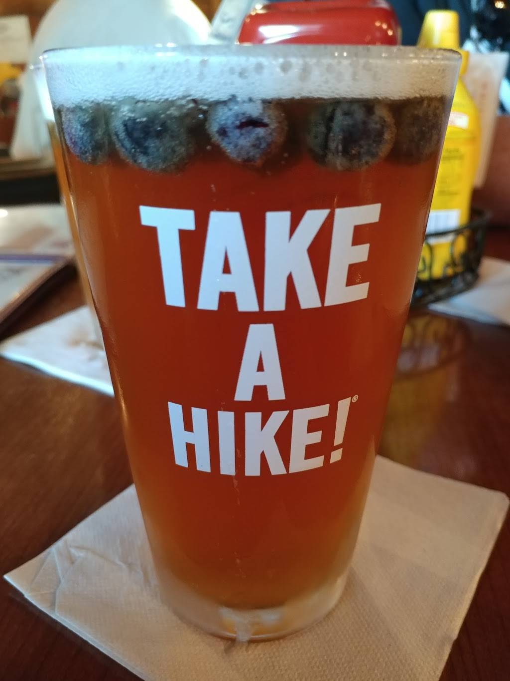 Eagle Brook Saloon | restaurant | 258 Dedham St, Norfolk, MA 02056, USA | 5083847312 OR +1 508-384-7312