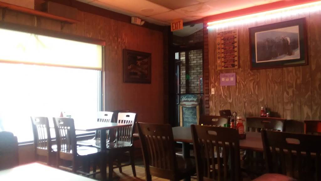 Sammys Pizzeria | restaurant | 2145 Noblestown Rd, Pittsburgh, PA 15205, USA | 4129283020 OR +1 412-928-3020