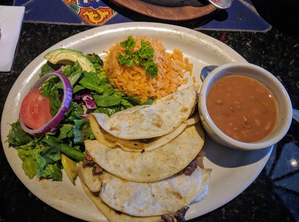 Lupe’s Tex-Mex & Grill | restaurant | 770 E Road to Six Flags St Ste 178, Arlington, TX 76011, USA | 8174606661 OR +1 817-460-6661