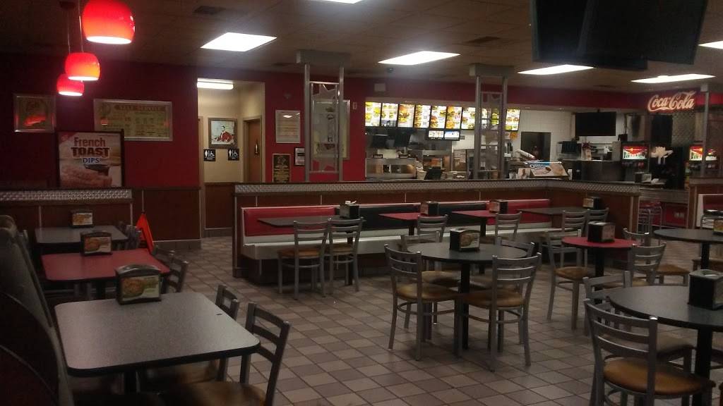 Carls Jr. | restaurant | 775 College Blvd, Oceanside, CA 92057, USA | 7609457850 OR +1 760-945-7850