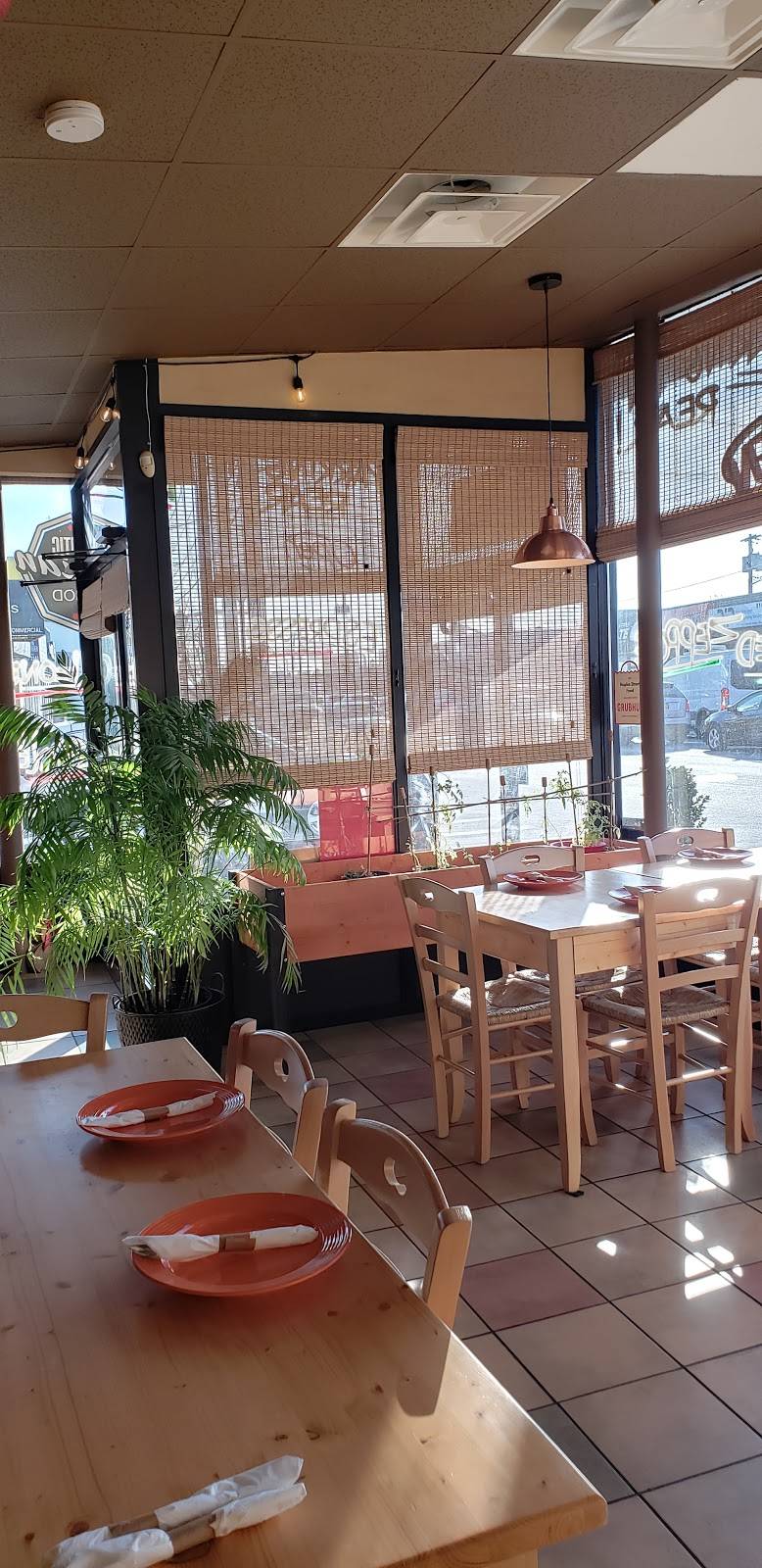 Naples street food Oceanside | restaurant | 2905 Long Beach Rd, Oceanside, NY 11572, USA | 5164421692 OR +1 516-442-1692