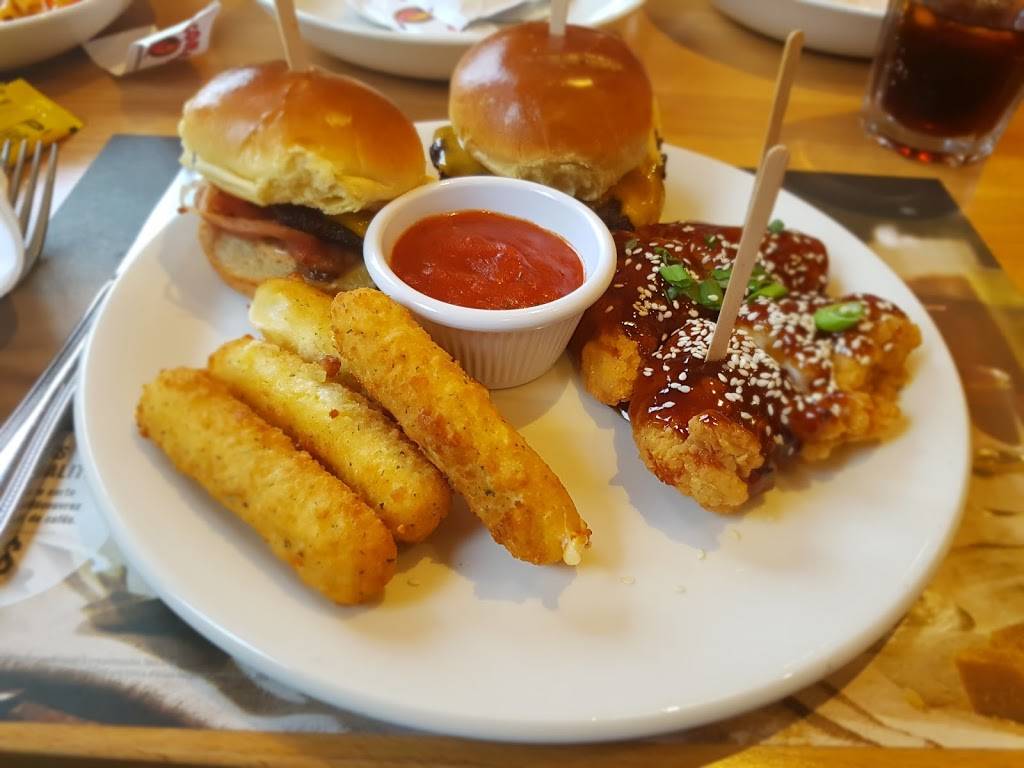 Rôtisserie Scores | restaurant | 1200 Rue Volta, Boucherville, QC J4B 7A2, Canada | 4504496006 OR +1 450-449-6006