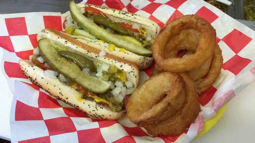 Chicago DogHouse | restaurant | 2215, 1527 N Detroit St, Warsaw, IN 46580, USA | 5742675757 OR +1 574-267-5757