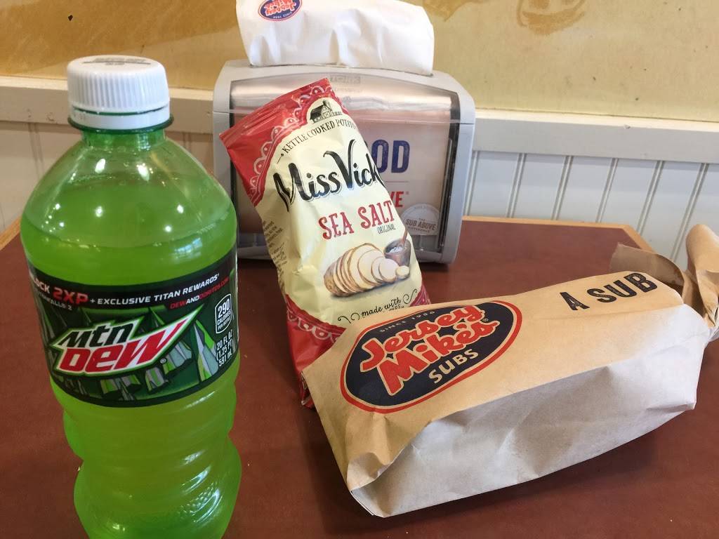 Jersey Mikes Subs | meal takeaway | 3310 Daniels Rd Ste. 108, Winter Garden, FL 34787, USA | 4076560682 OR +1 407-656-0682