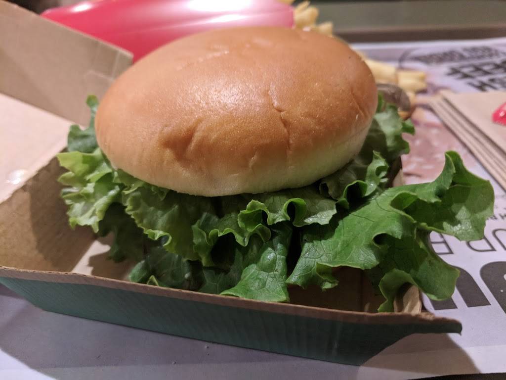 McDonalds | cafe | 29161 Canwood St, Agoura Hills, CA 91301, USA | 8189912781 OR +1 818-991-2781