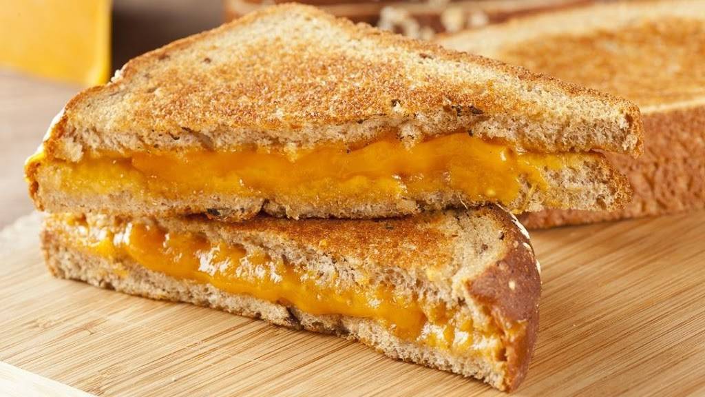 Mi Bandera | restaurant | 7748 W Hillsborough Ave, Tampa, FL 33615, USA | 8132438727 OR +1 813-243-8727