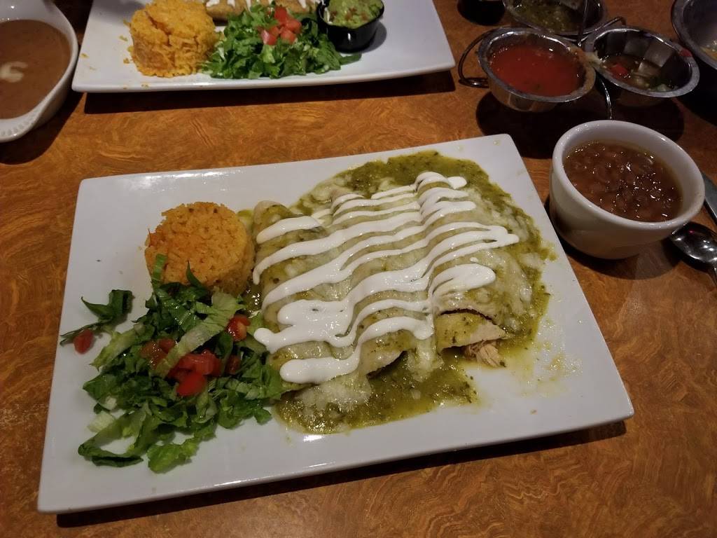 La Parrilla Suiza | restaurant | 4250 W Ina Rd, Tucson, AZ 85741, USA | 5205727200 OR +1 520-572-7200