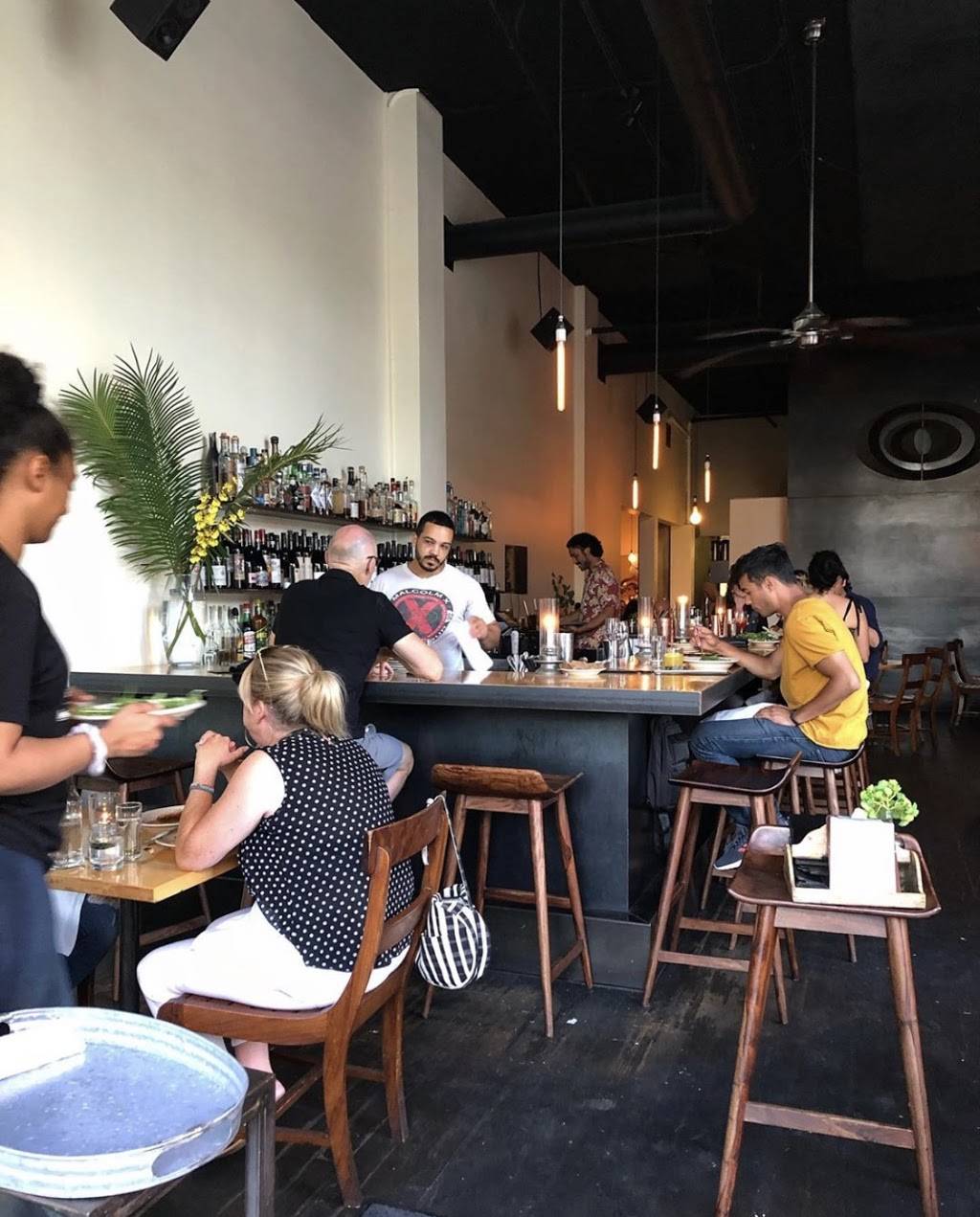 Black Bottle Gastrotavern | restaurant | 2600 1st Ave, Seattle, WA 98121, USA | 2064411500 OR +1 206-441-1500