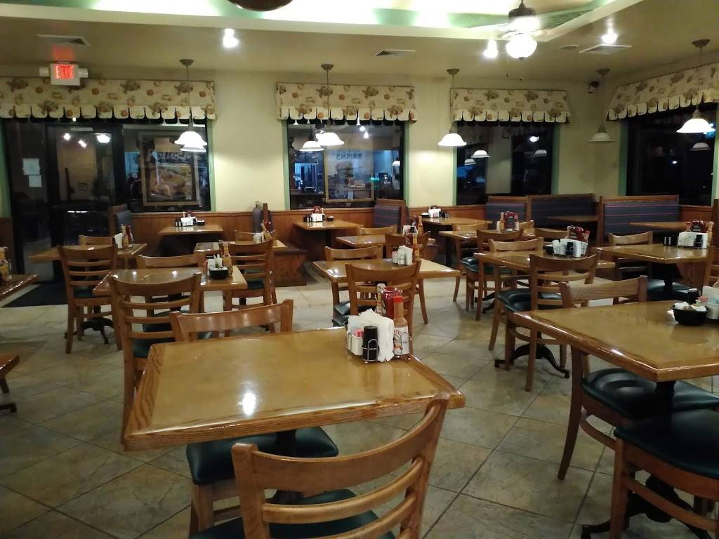 Farmer Boys | restaurant | 1625 E 6th St, Corona, CA 92879, USA | 9517373411 OR +1 951-737-3411