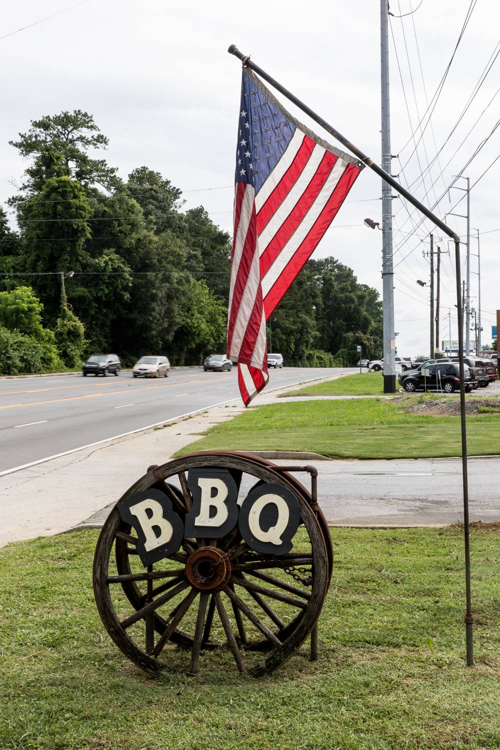Old Brick Pit Barbeque | restaurant | 4805 Peachtree Rd, Atlanta, GA 30341, USA | 7709867727 OR +1 770-986-7727