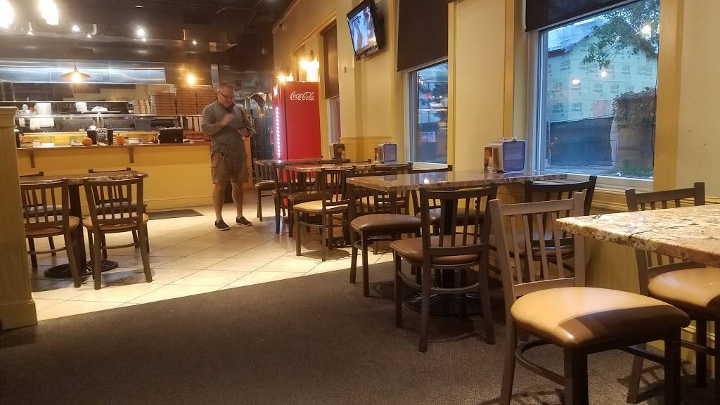 Mama Leones | meal takeaway | 266 Bellevue Ave, Newport, RI 02840, USA | 4018477272 OR +1 401-847-7272