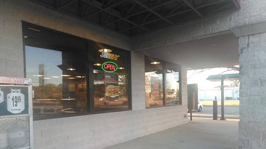 Subway | restaurant | 2184 Hollywood Dr, Jackson, TN 38305, USA | 7316646644 OR +1 731-664-6644