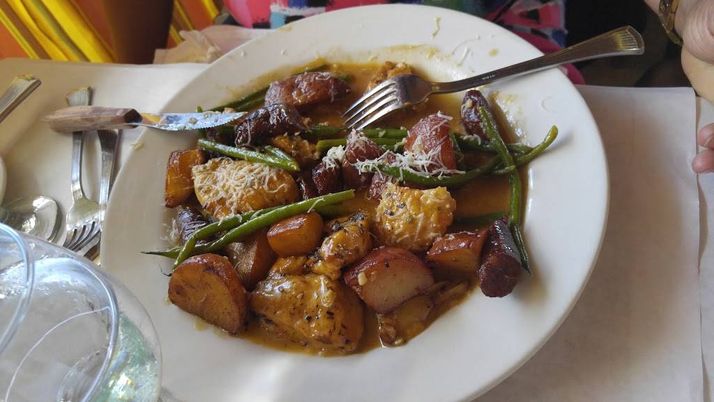 Cafe Baci | restaurant | 1636 Old Country Rd, Westbury, NY 11590, USA | 5168328888 OR +1 516-832-8888