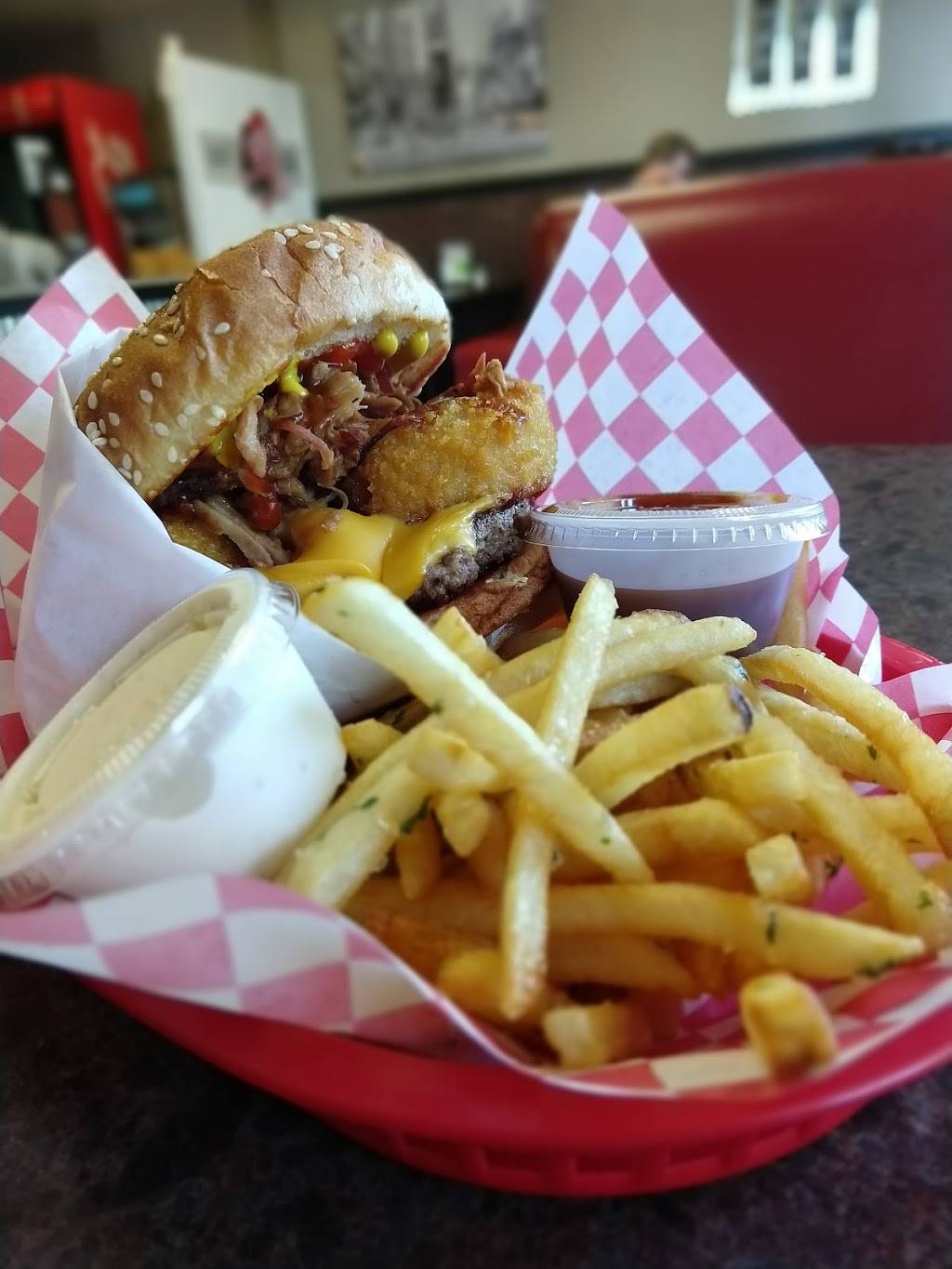 Dan’s BBQ | restaurant | 2101 W Rumble Rd, Modesto, CA 95350, USA | 2095811603 OR +1 209-581-1603