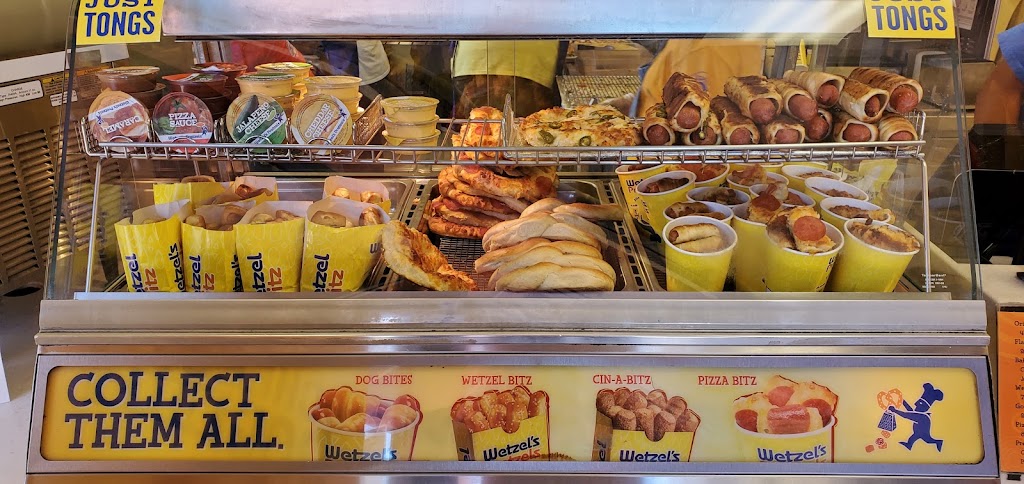 Wetzels Pretzels | bakery | 5620 Paseo Del Norte C122, Carlsbad, CA 92008, USA | 7604311338 OR +1 760-431-1338