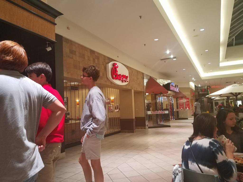 Chick-fil-A | restaurant | 1701 McFarland Blvd E Ste 190, Tuscaloosa, AL 35404, USA | 2055539195 OR +1 205-553-9195