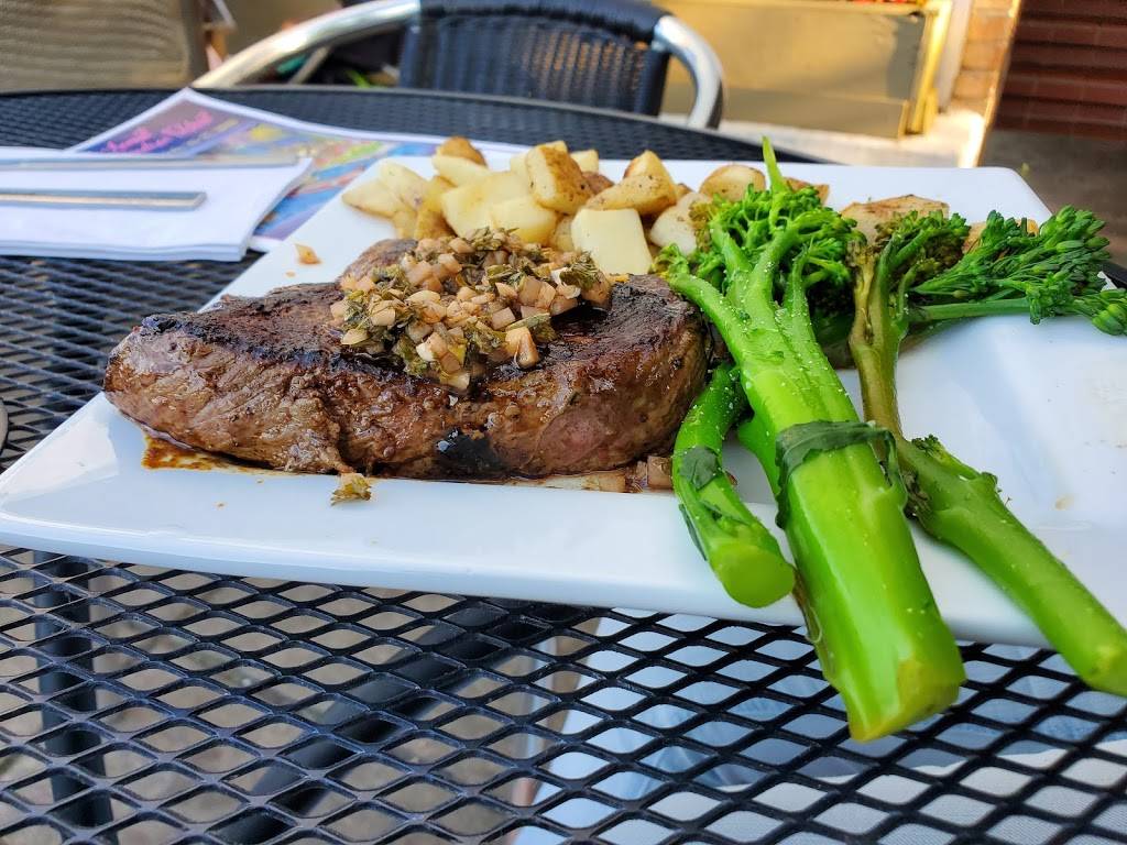 Bridge Street Tap Room | restaurant | 202 Bridge St, Charlevoix, MI 49720, USA | 2314373466 OR +1 231-437-3466