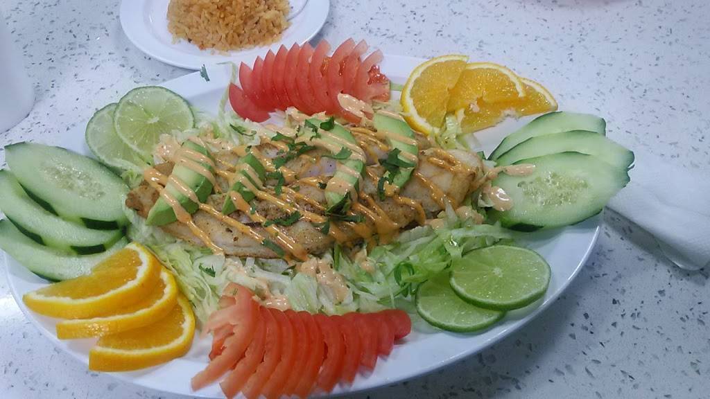 El Habanero | restaurant | 17292 E McFadden Ave, Tustin, CA 92780, USA | 7145731586 OR +1 714-573-1586