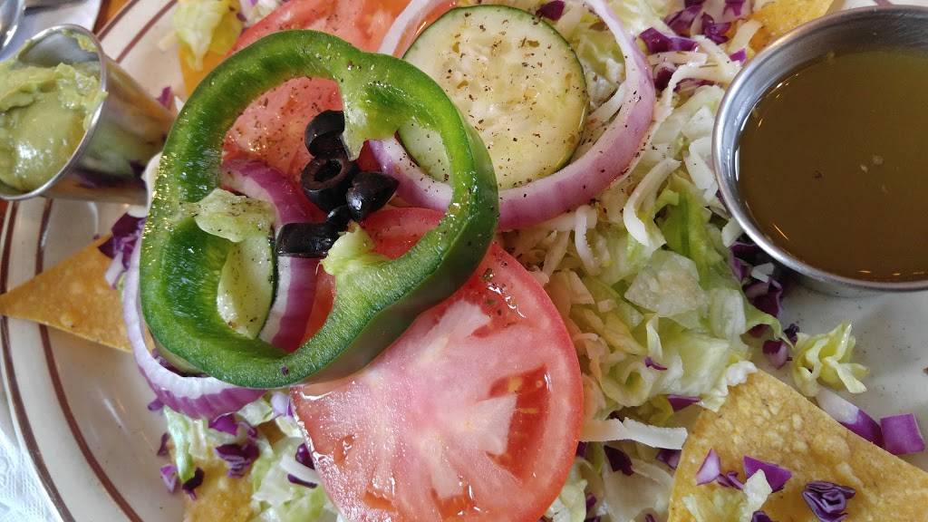 Pepinos Taco Stand | restaurant | 513 S Main St, Brewer, ME 04412, USA | 2079891111 OR +1 207-989-1111