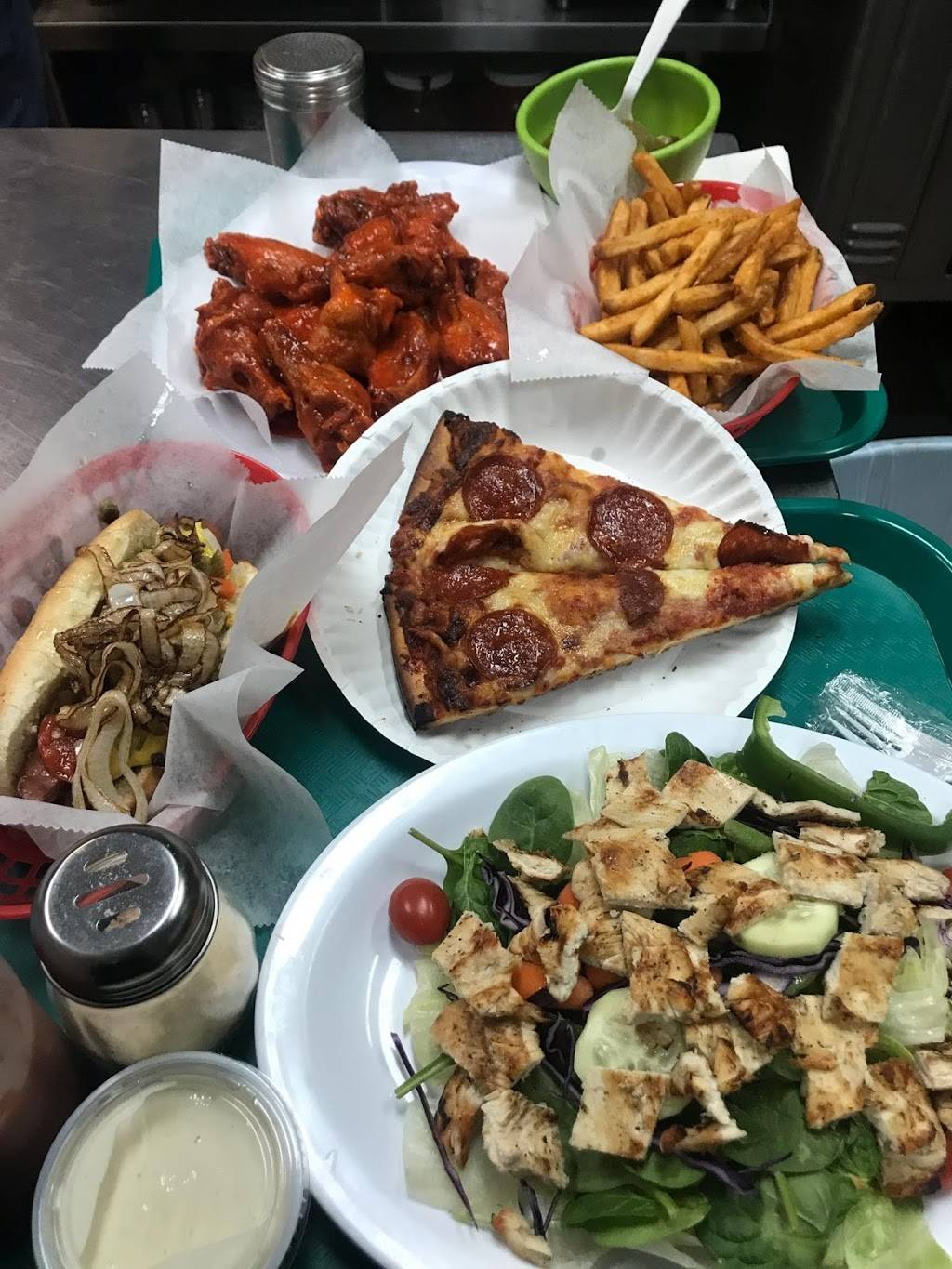 Naples Pizza | restaurant | 2819 W 63rd St, Chicago, IL 60629, USA | 7739126273 OR +1 773-912-6273