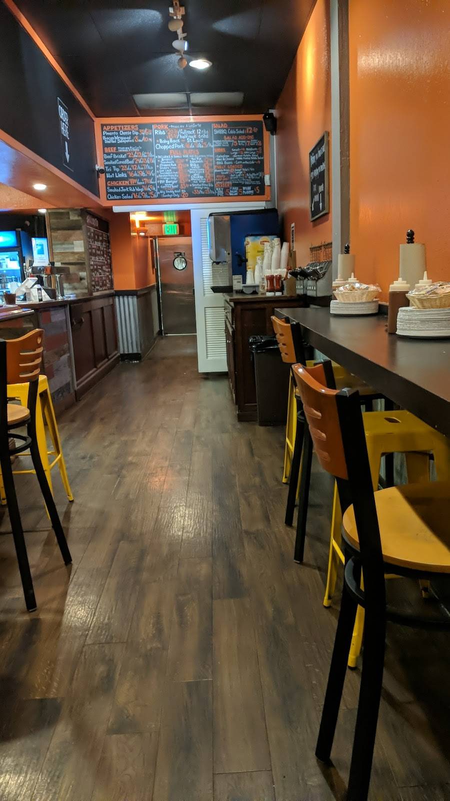 Slow Hand BBQ - Martinez | restaurant | 601 Main St, Martinez, CA 94553, USA | 9253359915 OR +1 925-335-9915